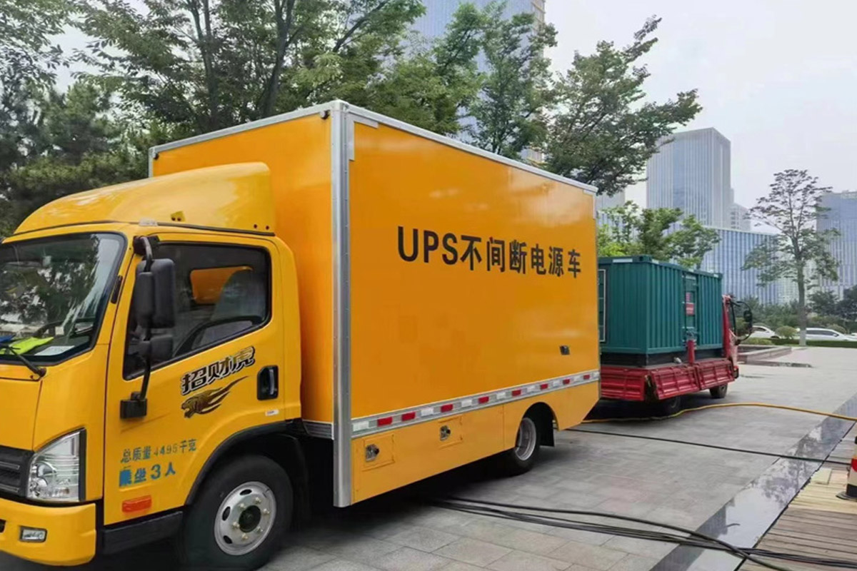 可克达拉发电机租赁施工现场
